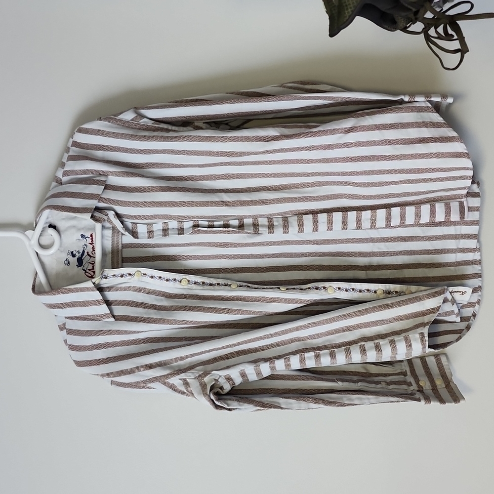 Robert Graham size large button down
